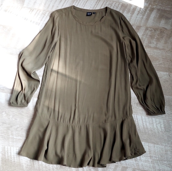 GAP Ruffled Mini Dress - Picture 5 of 14